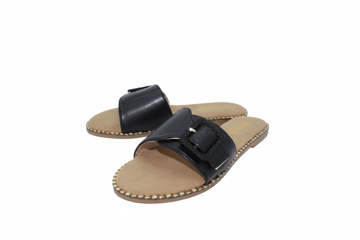 Sandalias Planas Negras Tipo Pala con Hebilla Cuadrada